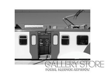 First36139 Last36139-REGIONALNY PRZY PERONIE-Fotografia