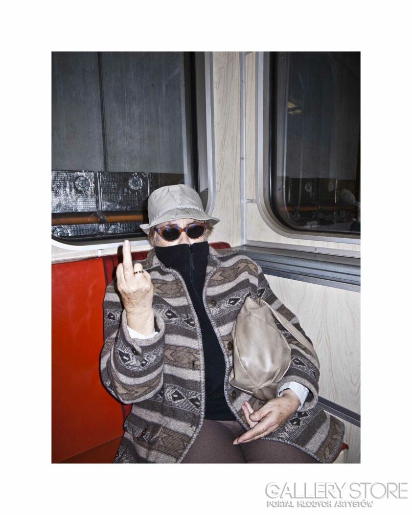 First121 Last121-(Untitled)-Fotografia