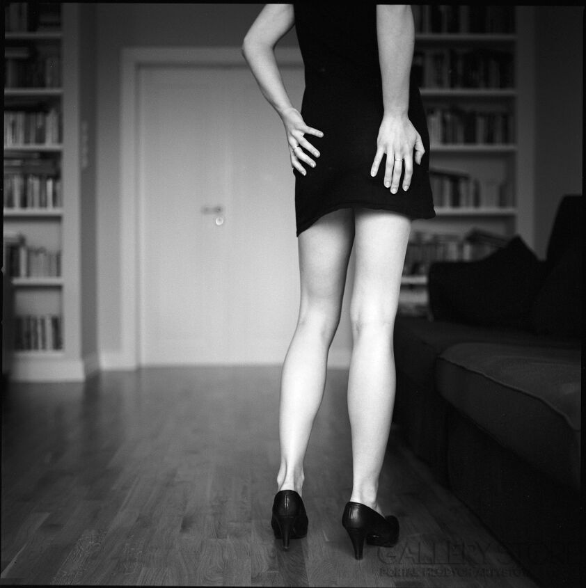 First34492 Last34492-Study of black mini 1#-Fotografia