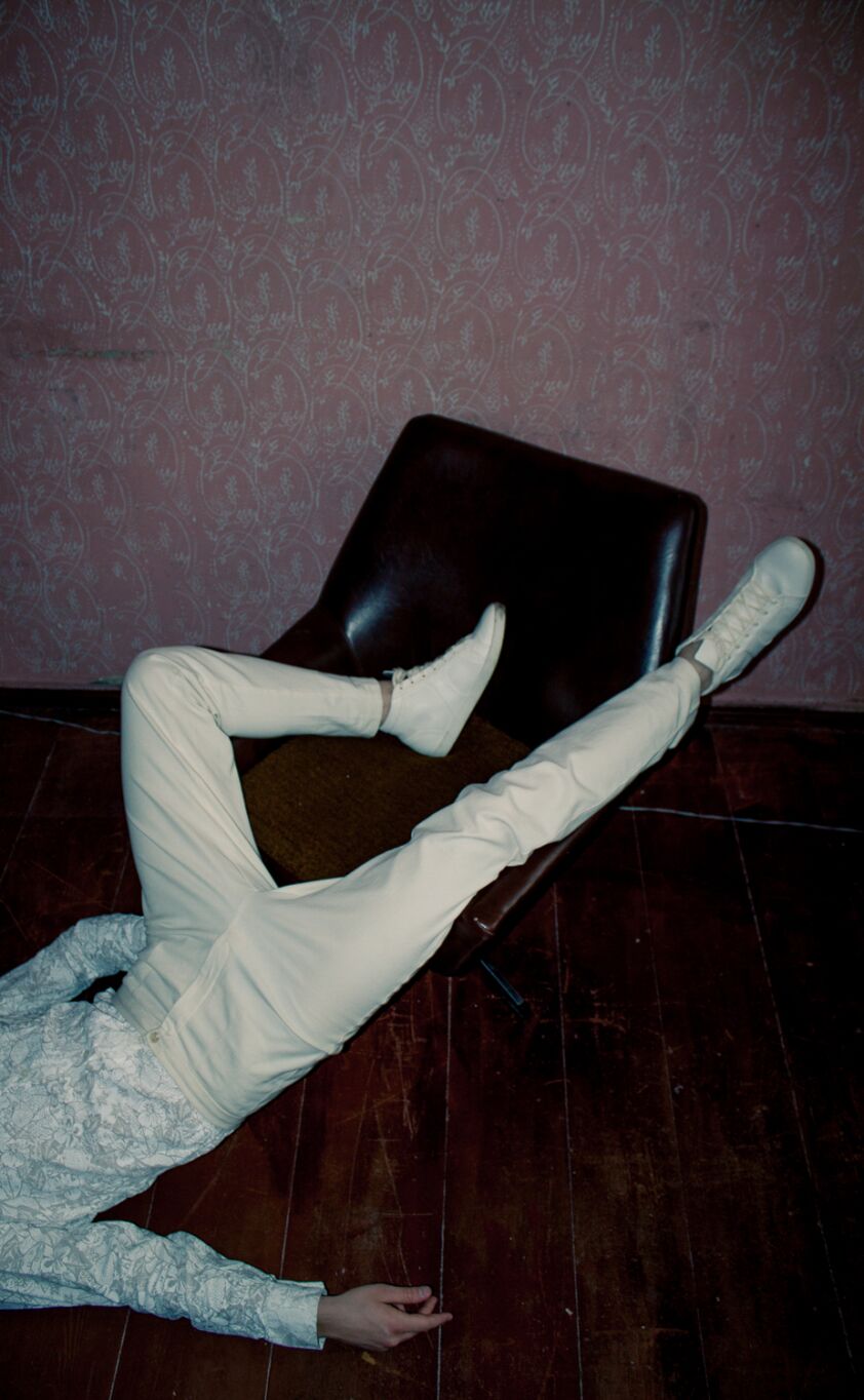 First38811 Last38811-abstrakt z nogami_2012-Fotografia
